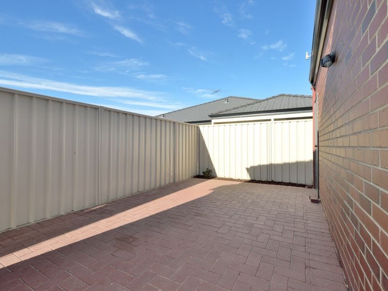 2 Kimberley Way, Secret Harbour WA 6173