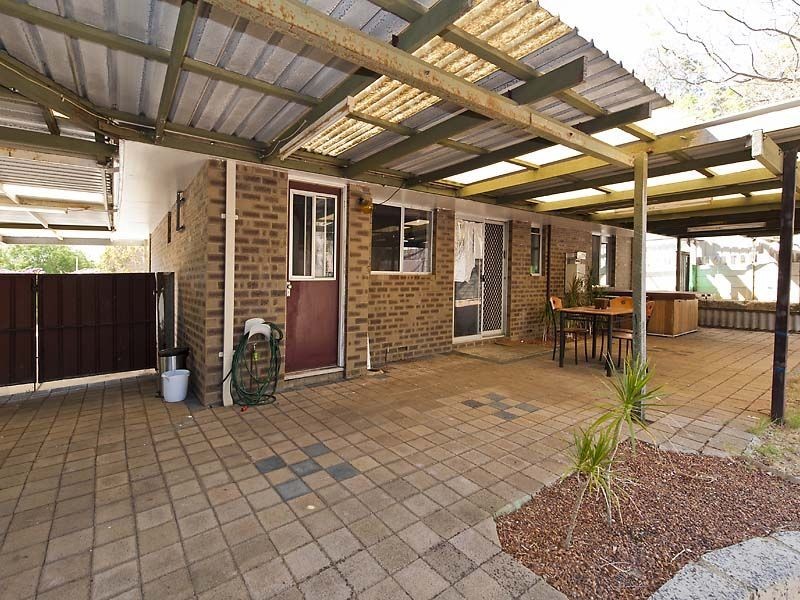 9 Kirkland Way, Parmelia WA 6167