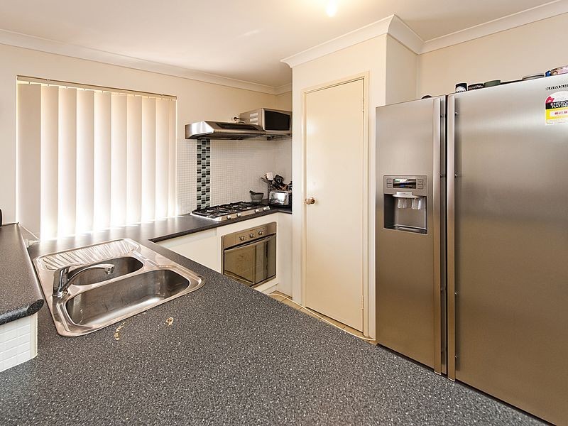1/25A Discovery Crescent, Port Kennedy WA 6172