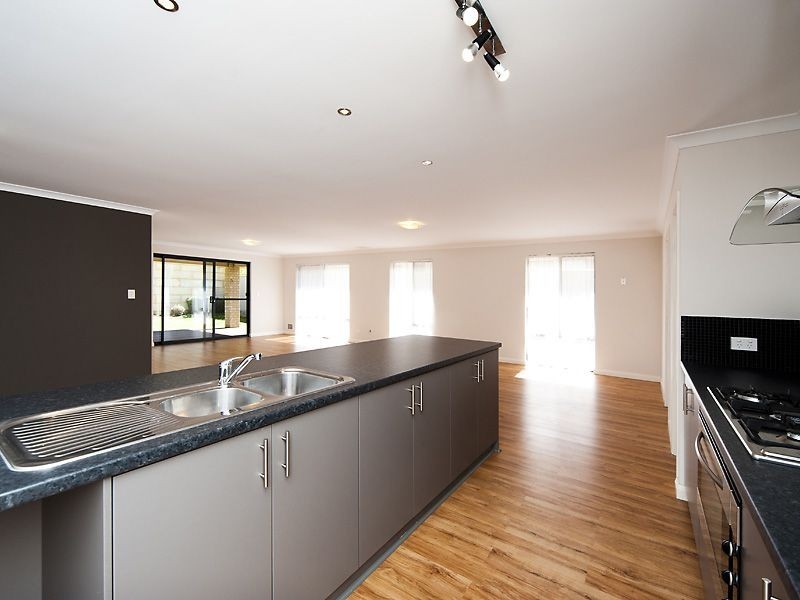 16 Kensei Road, Baldivis WA 6171