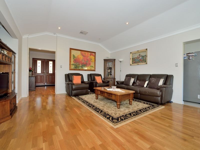 4 Atara Approach, Rockingham WA 6168