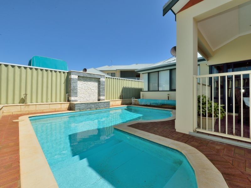 4 Atara Approach, Rockingham WA 6168