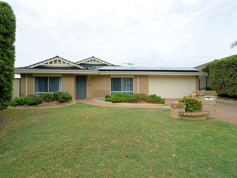 1 Hinds Court, Waikiki WA 6169