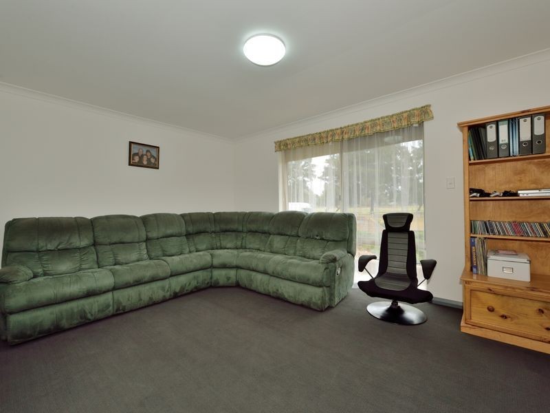 1 Hinds Court, Waikiki WA 6169