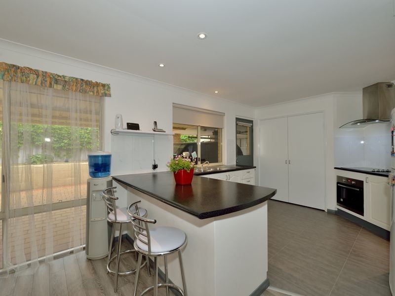 1 Hinds Court, Waikiki WA 6169