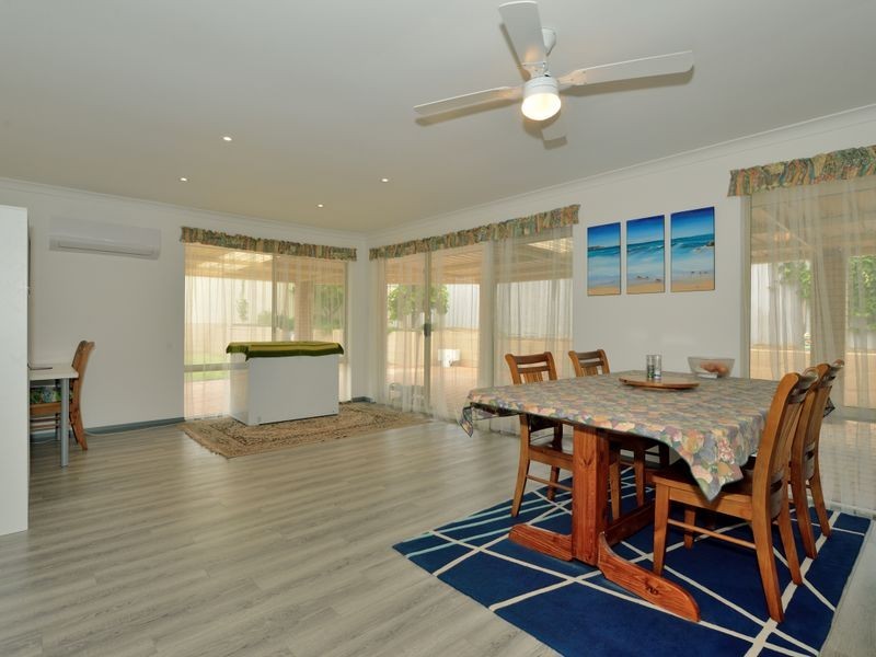 1 Hinds Court, Waikiki WA 6169