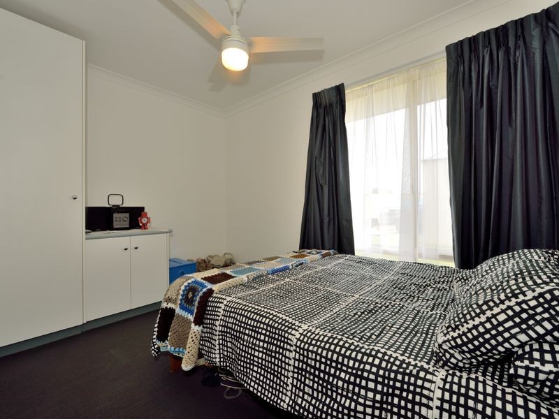 1 Hinds Court, Waikiki WA 6169