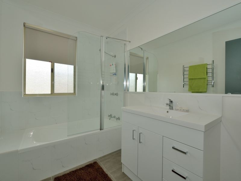 1 Hinds Court, Waikiki WA 6169