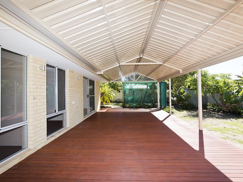 5 Jubilee Drive, Waikiki WA 6169