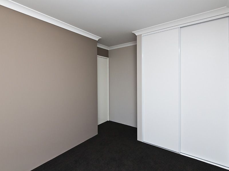 5 Jubilee Drive, Waikiki WA 6169