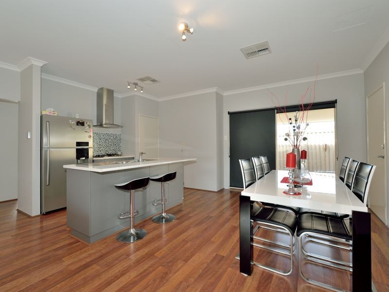 18 Pavonia Parade, Baldivis WA 6171