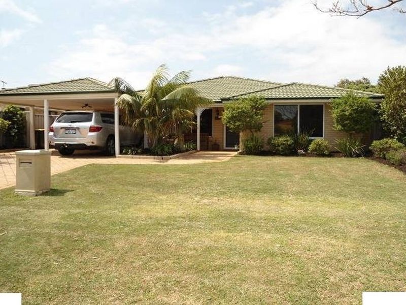32 Strasbourg Ramble, Port Kennedy WA 6172