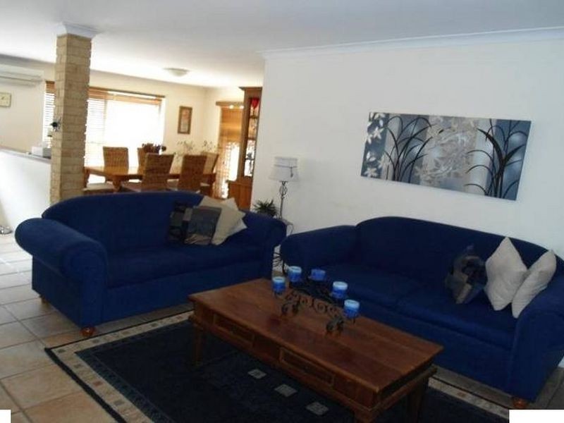 32 Strasbourg Ramble, Port Kennedy WA 6172