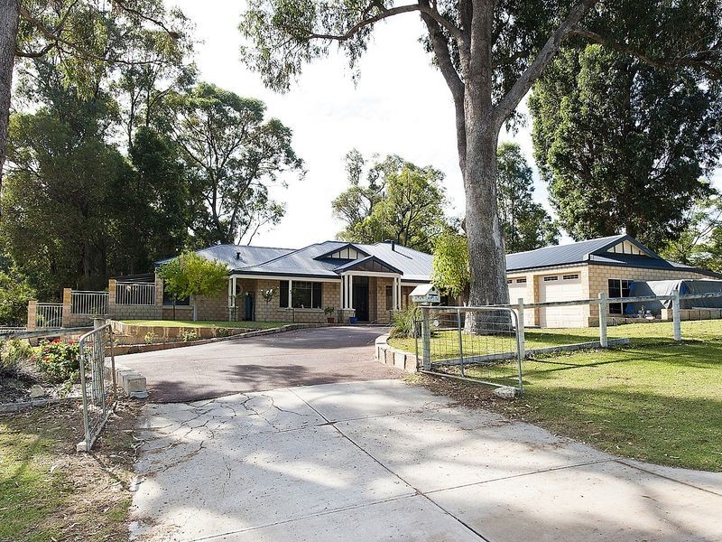 4 Manor Approach, Baldivis WA 6171