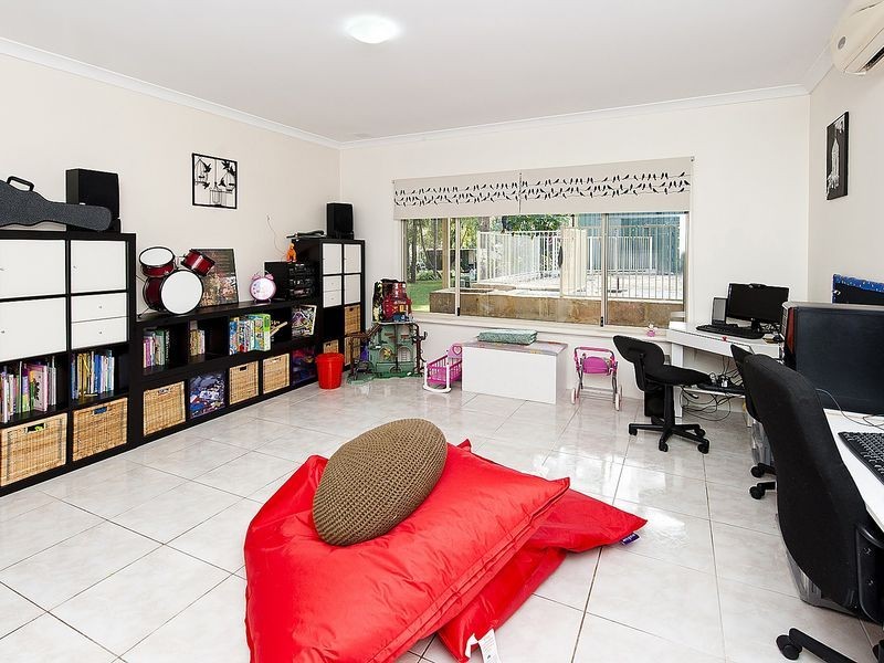 4 Manor Approach, Baldivis WA 6171