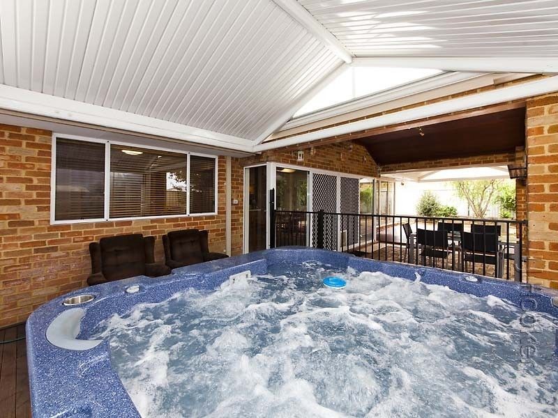 21 Arpenteur Drive, Baldivis WA 6171