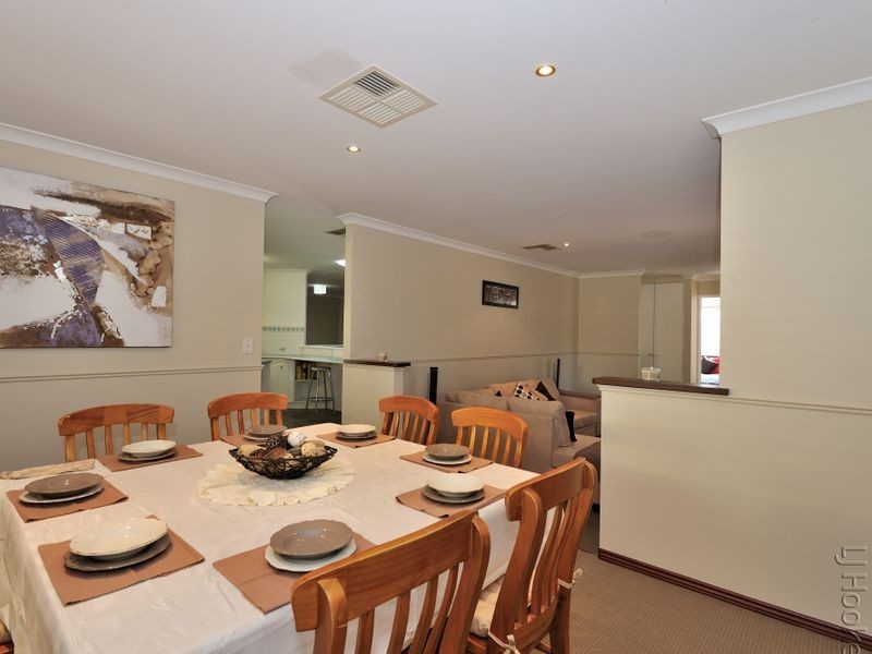 9 Chancery Court, Port Kennedy WA 6172