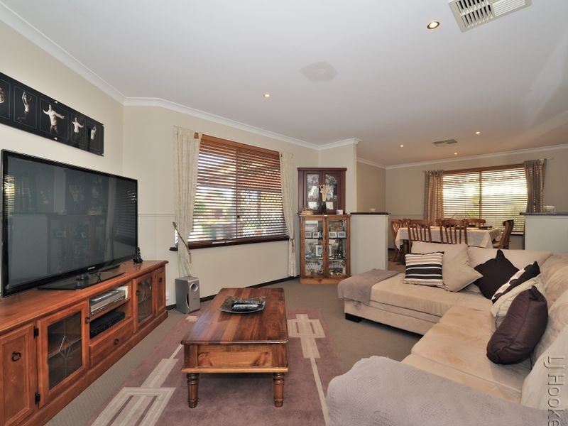 9 Chancery Court, Port Kennedy WA 6172