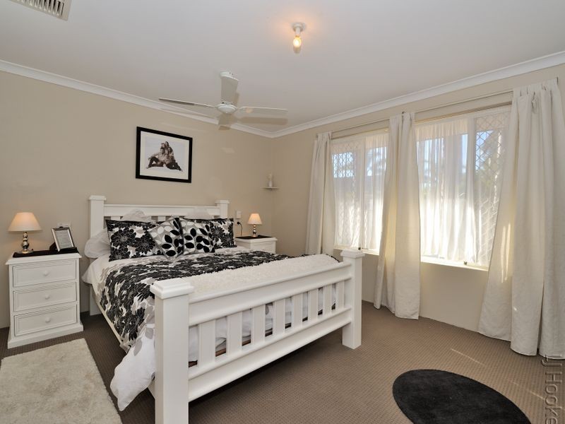 9 Chancery Court, Port Kennedy WA 6172