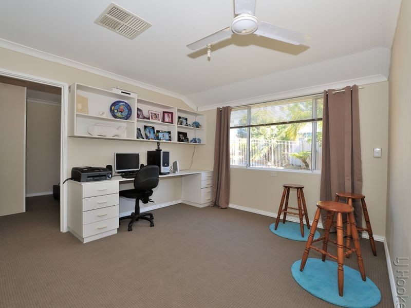 9 Chancery Court, Port Kennedy WA 6172