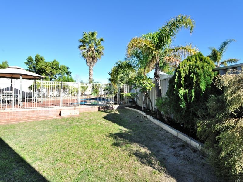 9 Chancery Court, Port Kennedy WA 6172