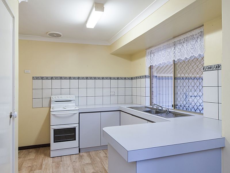 2/1B Anchor Place, Safety Bay WA 6169