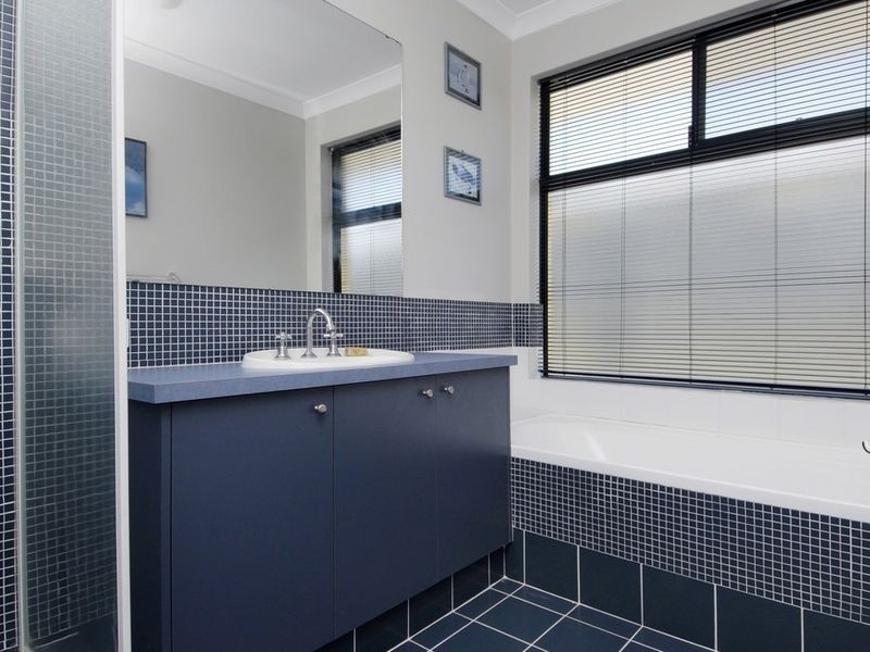 6 Nundle Road, Baldivis WA 6171