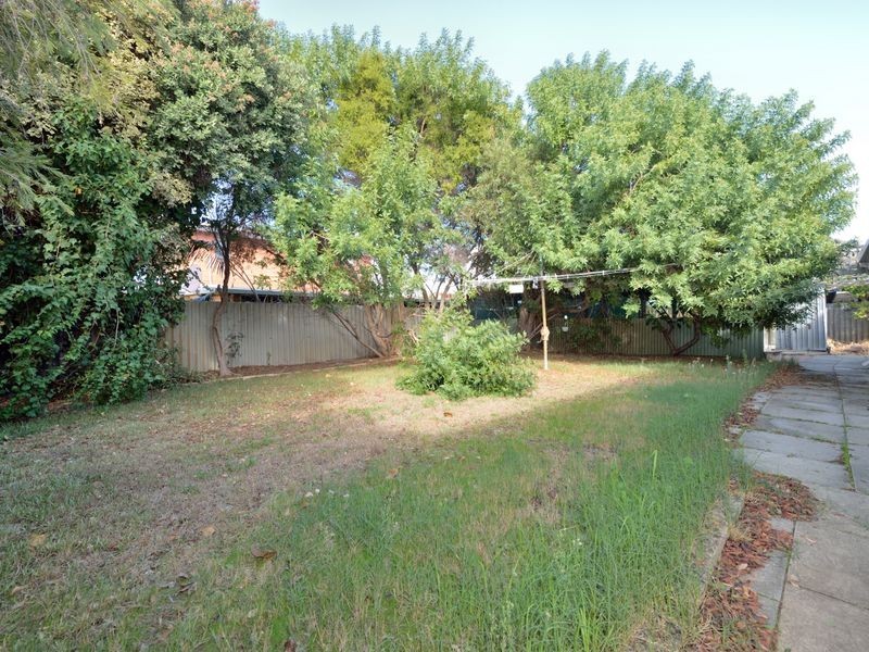 25 Orion Street, Rockingham WA 6168