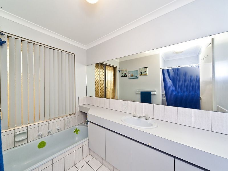 7 Elswick Street, Safety Bay WA 6169