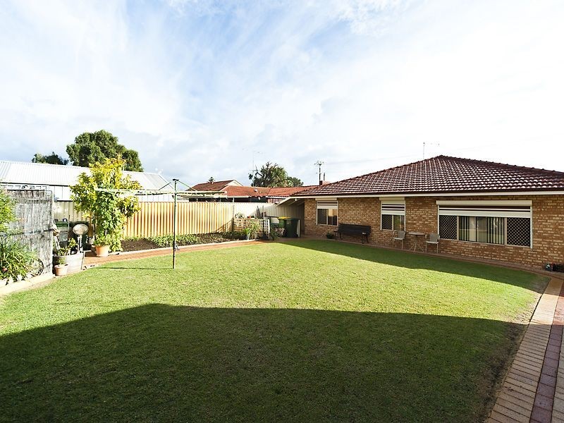 7 Elswick Street, Safety Bay WA 6169