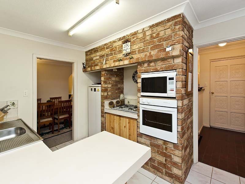 5 Wyola Street, Cooloongup WA 6168