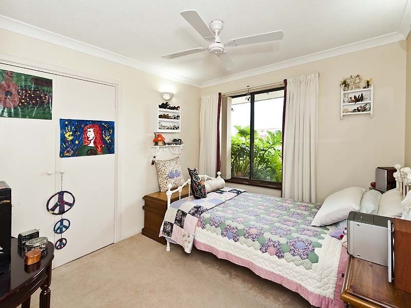 5 Wyola Street, Cooloongup WA 6168