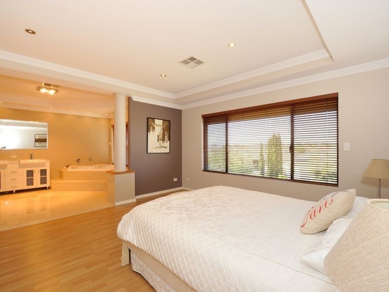 19 Leichardt Loop, Rockingham WA 6168