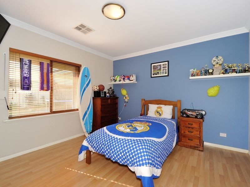 19 Leichardt Loop, Rockingham WA 6168