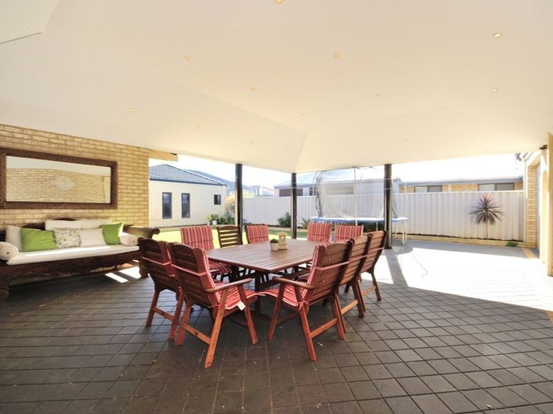 19 Leichardt Loop, Rockingham WA 6168