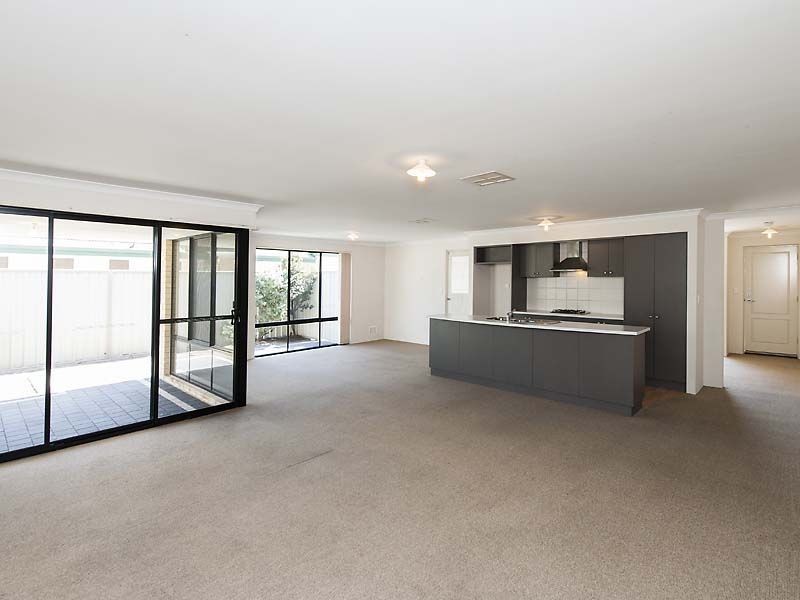 6 Keraudren Vale, Secret Harbour WA 6173