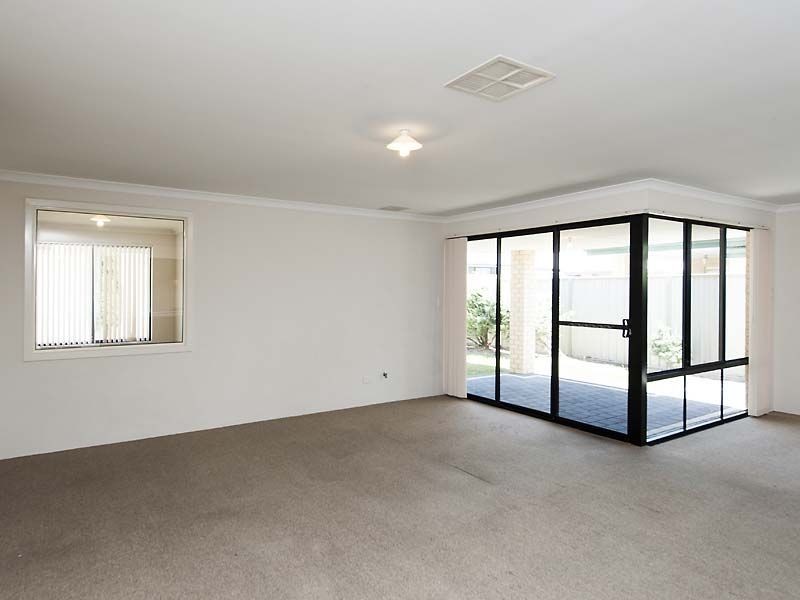 6 Keraudren Vale, Secret Harbour WA 6173