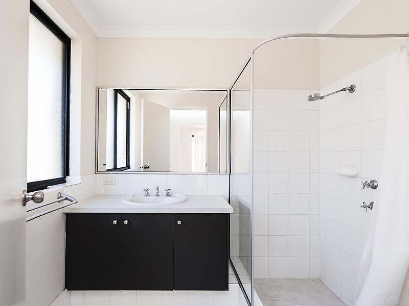 6 Keraudren Vale, Secret Harbour WA 6173