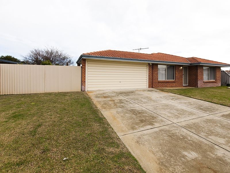 35 Mornington Boulevard, Waikiki WA 6169