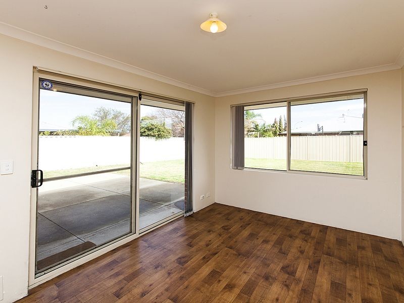 35 Mornington Boulevard, Waikiki WA 6169