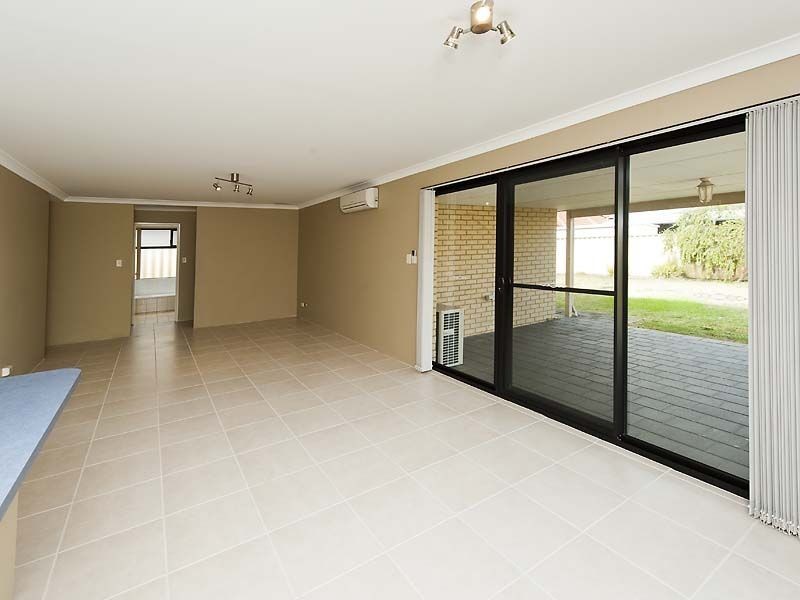 50 Amadeus Crescent, Port Kennedy WA 6172