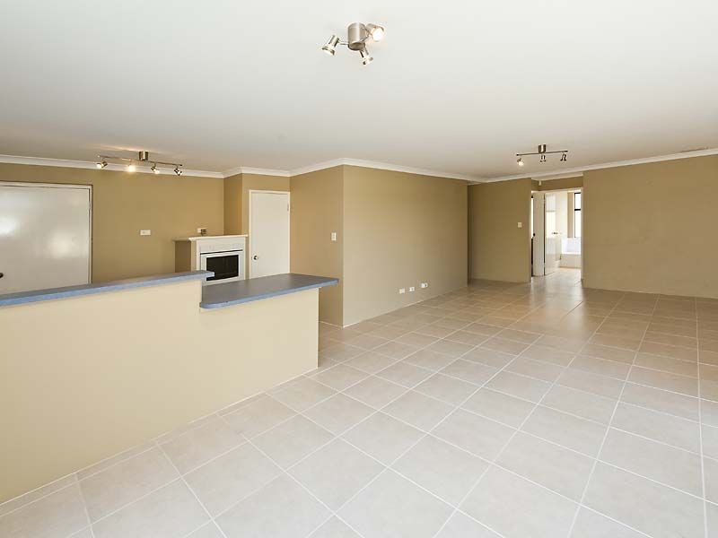 50 Amadeus Crescent, Port Kennedy WA 6172