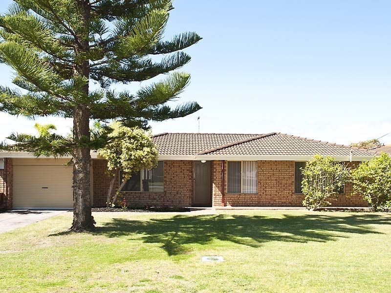 556 Safety Bay Road, Waikiki WA 6169