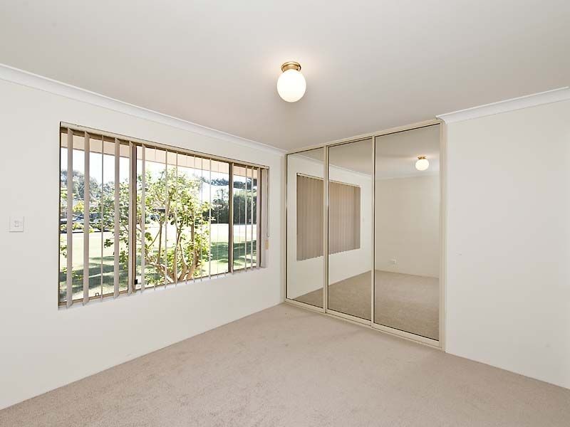 556 Safety Bay Road, Waikiki WA 6169