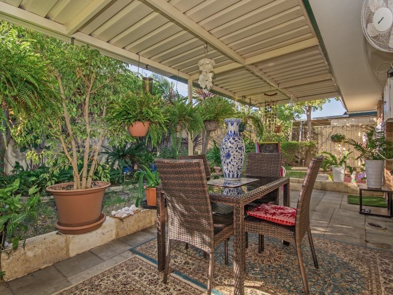 23/14 Hefron Street, Rockingham WA 6168