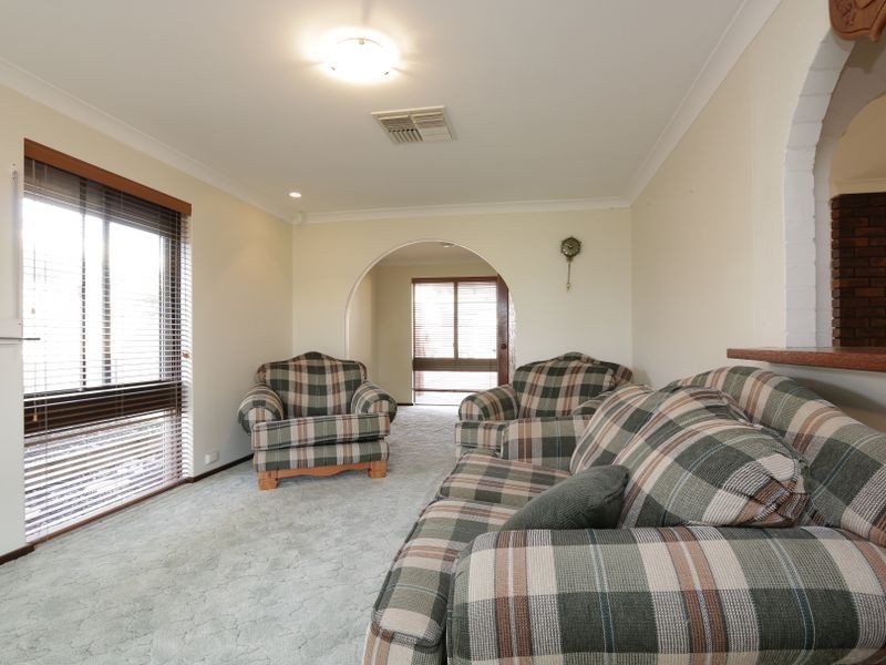 46 Kingston Way, Safety Bay WA 6169