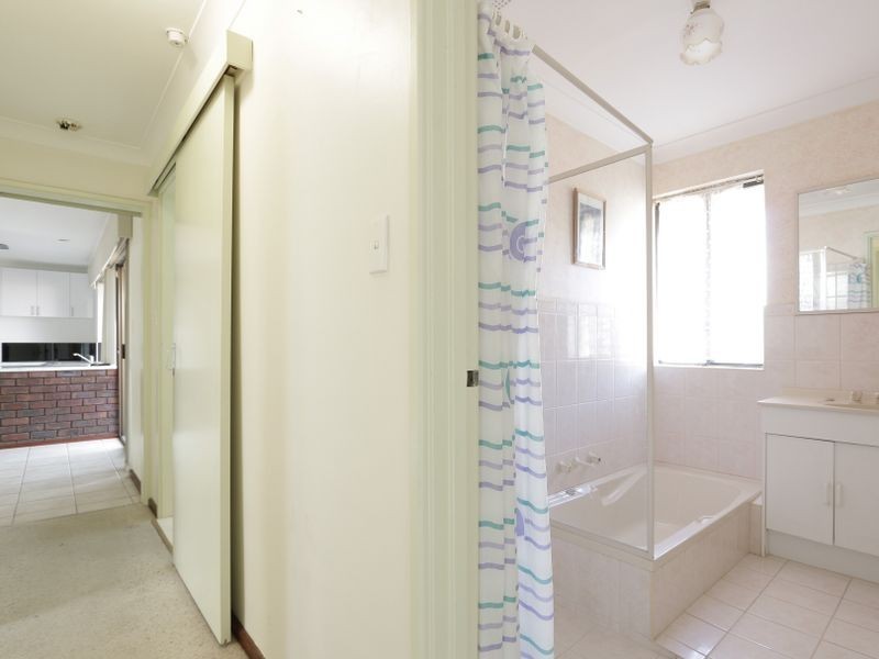 46 Kingston Way, Safety Bay WA 6169