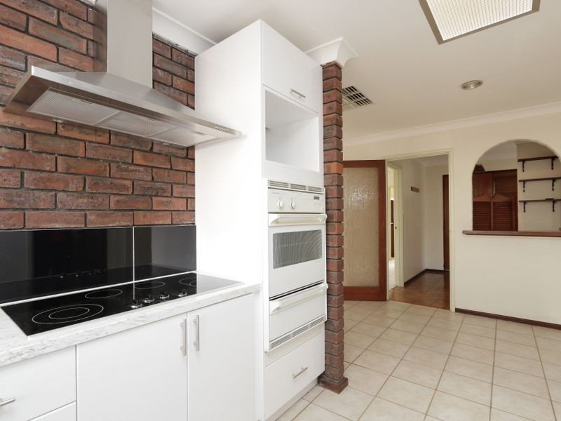 46 Kingston Way, Safety Bay WA 6169