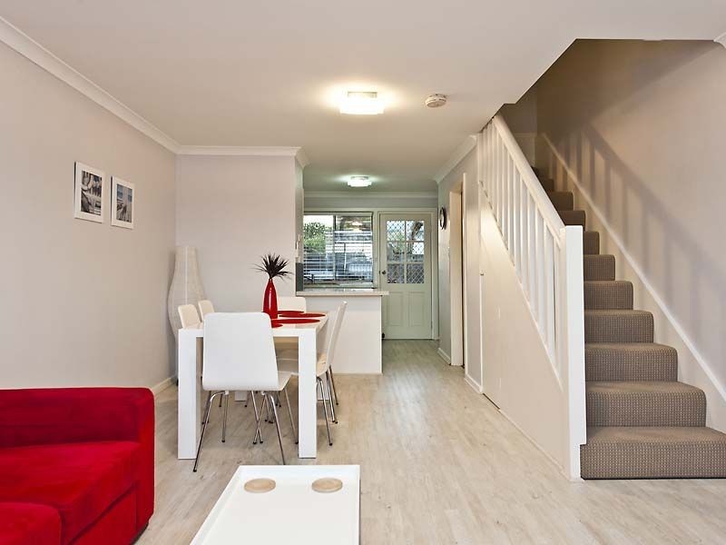 1/52 Kent Street, Rockingham WA 6168