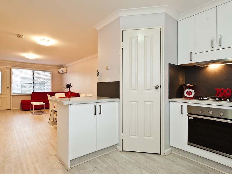 1/52 Kent Street, Rockingham WA 6168